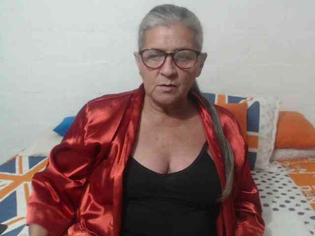 candy-mature webcam
