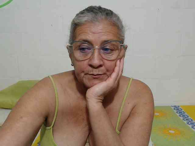 candy-mature webcam