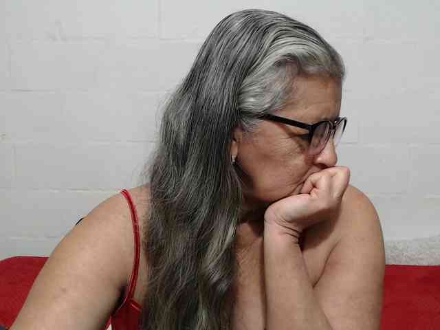 candy-mature webcam