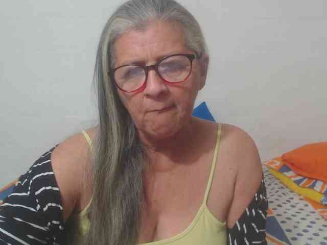 candy-mature webcam