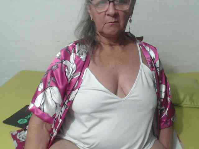 candy-mature webcam
