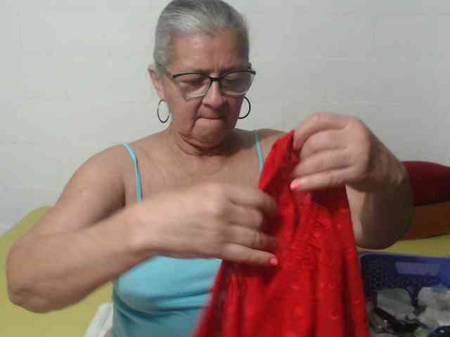 candy-mature webcam