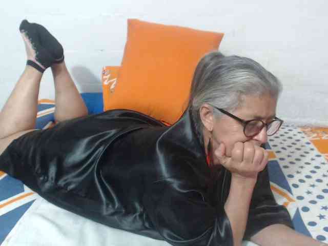 candy-mature webcam
