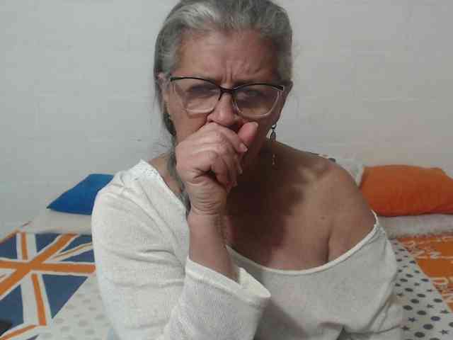 candy-mature webcam