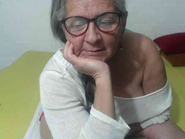 candy-mature webcam