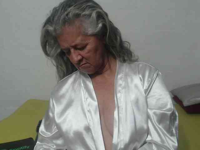 candy-mature webcam