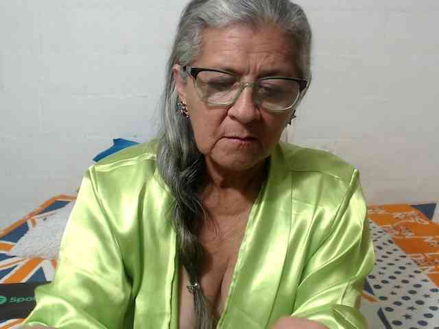 candy-mature webcam