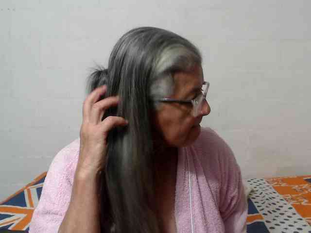 candy-mature webcam