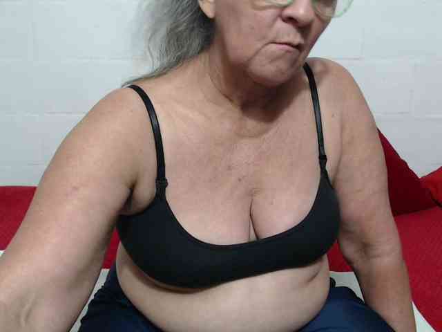 candy-mature webcam