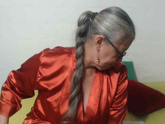 candy-mature webcam