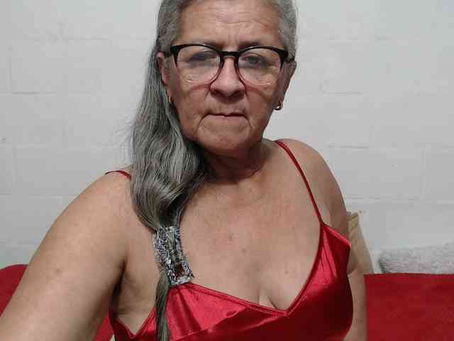 candy-mature webcam
