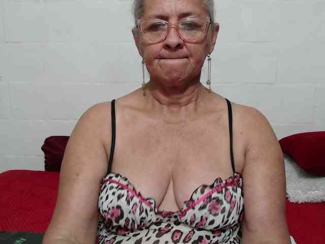 candy-mature webcam