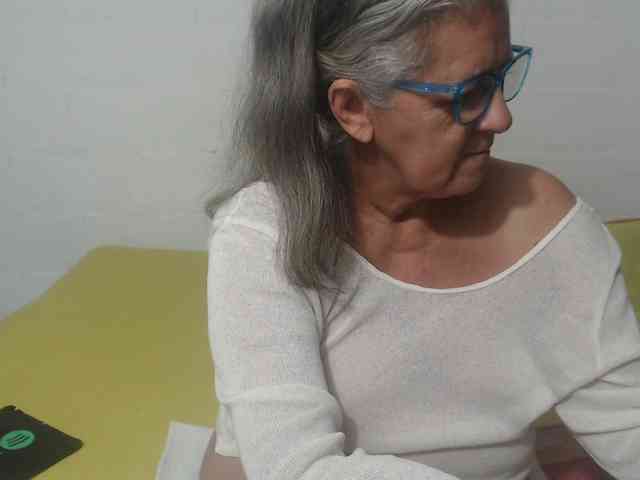 candy-mature webcam