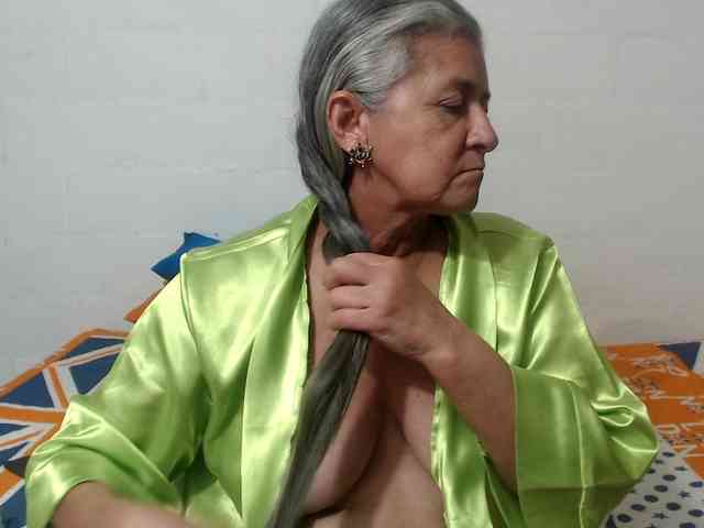 candy-mature webcam