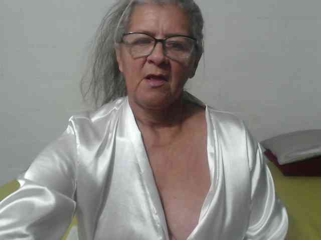 candy-mature webcam