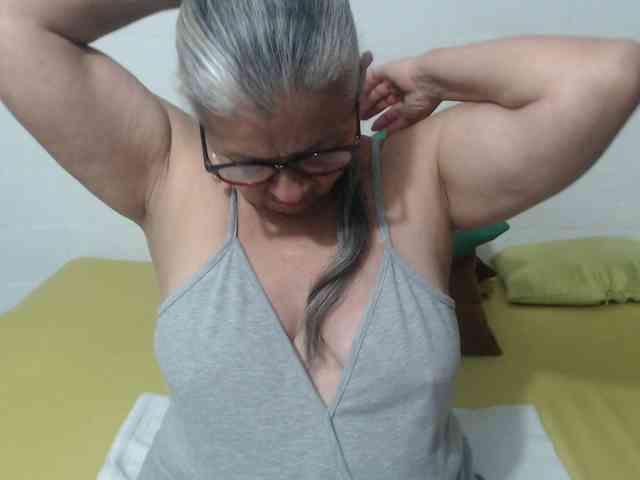 candy-mature webcam