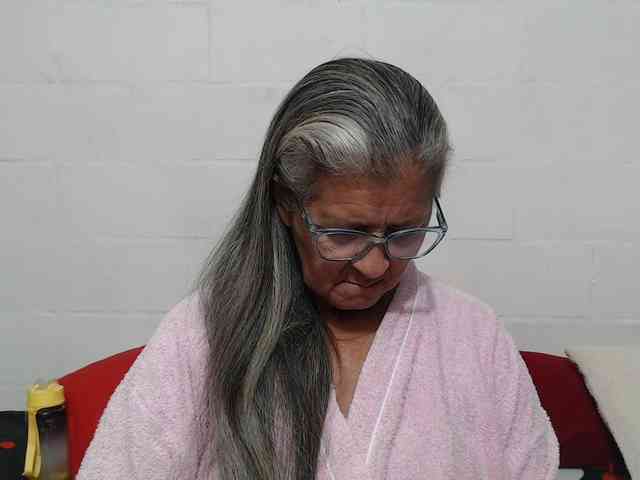 candy-mature candy-mature