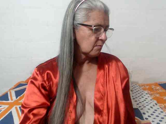 candy-mature webcam