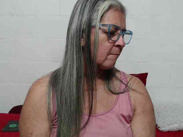 candy-mature webcam