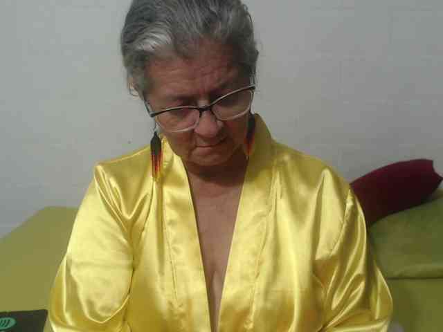 candy-mature webcam