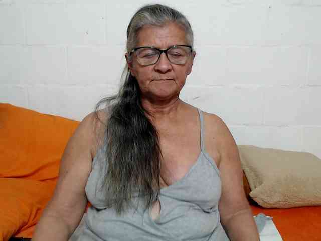 candy-mature candy-mature