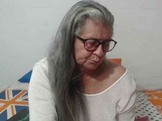 candy-mature webcam