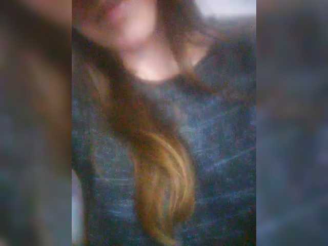 TenderBerry's BongaCams show and profile