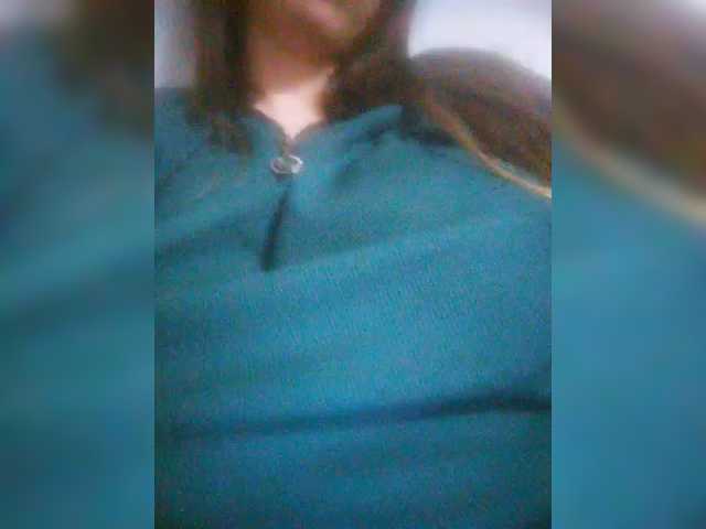 TenderBerry's BongaCams show and profile