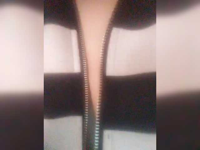 TenderBerry's BongaCams show and profile