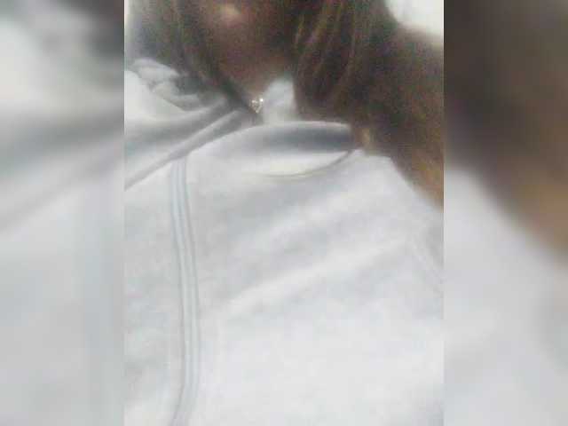 TenderBerry's BongaCams show and profile