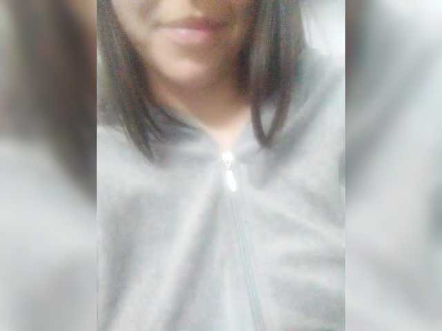 TenderBerry's BongaCams show and profile