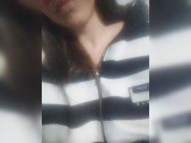 TenderBerry's BongaCams show and profile