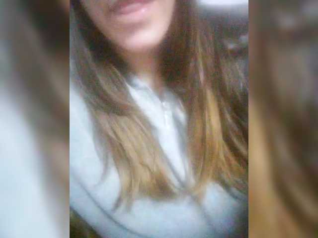 TenderBerry's BongaCams show and profile