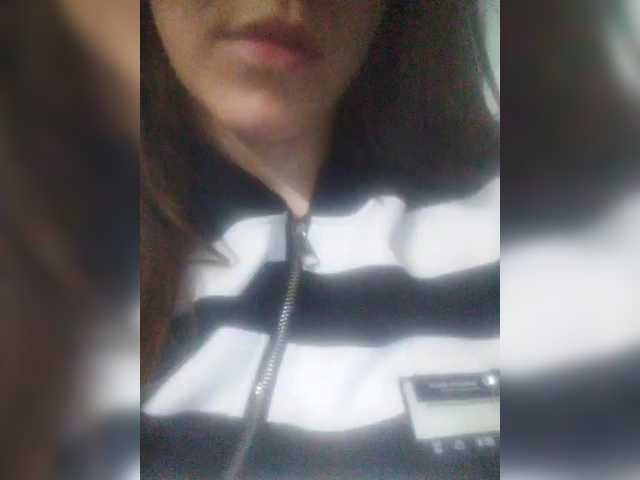 TenderBerry's BongaCams show and profile