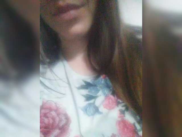 TenderBerry's BongaCams show and profile