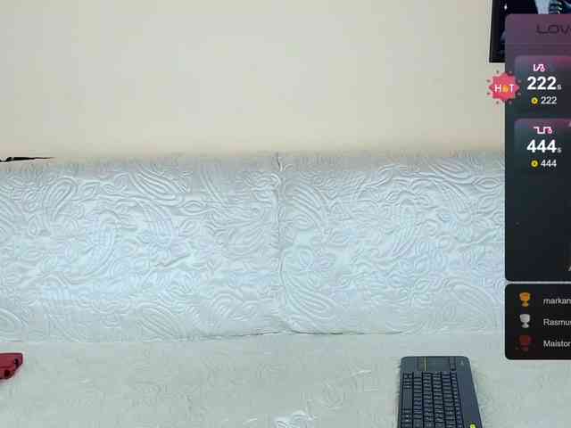 Maya_zabava webcam