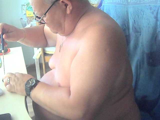 leo2008844
