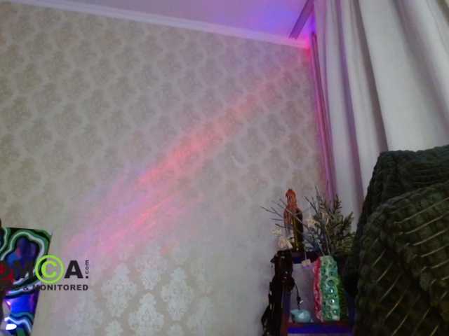 -LadyLUCK- — Freechat on BongaCams