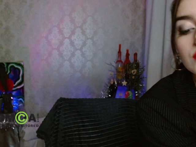 -LadyLUCK-'s BongaCams show and profile