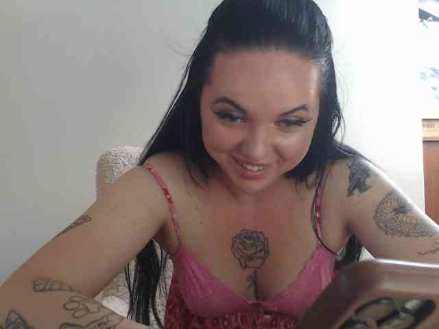 Annushka_ webcam