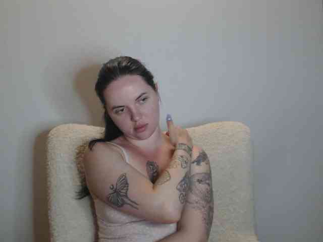Annushka_ webcam