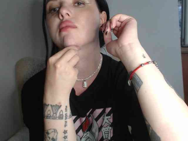 Annushka_ webcam