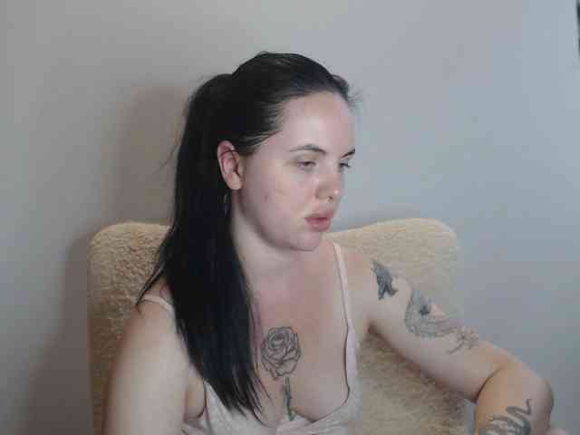 Annushka_ webcam