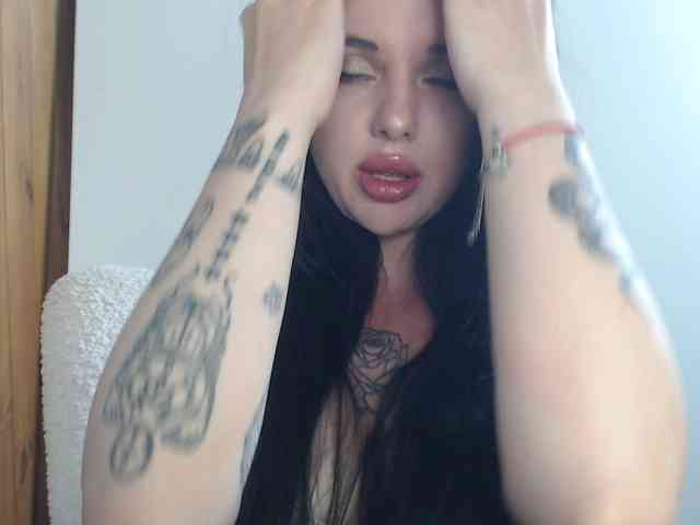 Annushka_ webcam