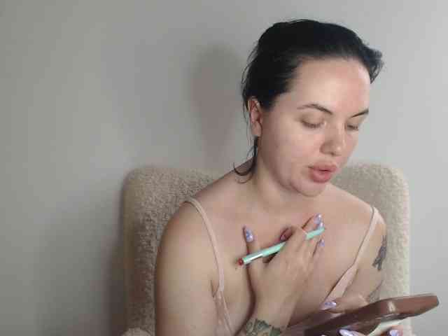 Annushka_ webcam
