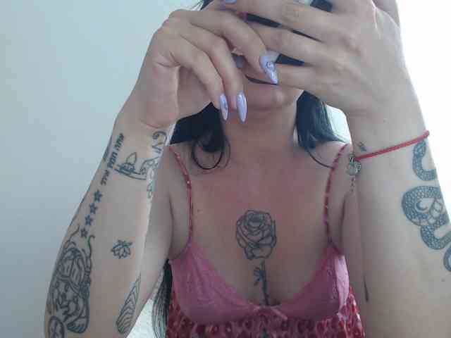 Annushka_ webcam