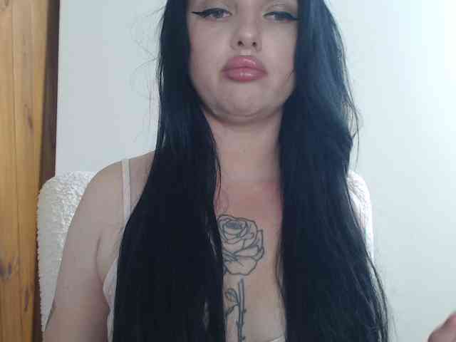 Annushka_ webcam