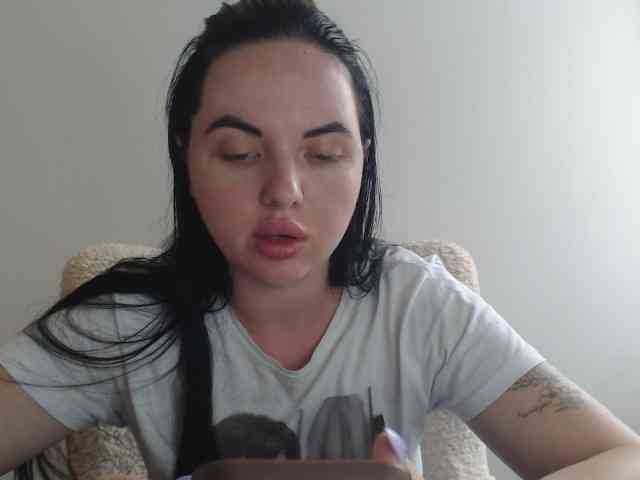 Annushka_ webcam