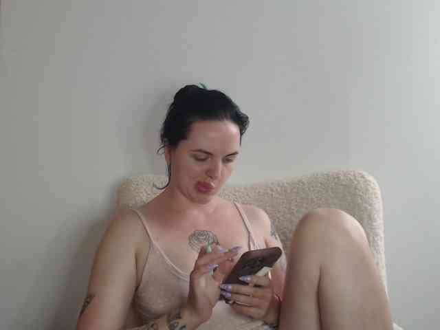 Annushka_ webcam