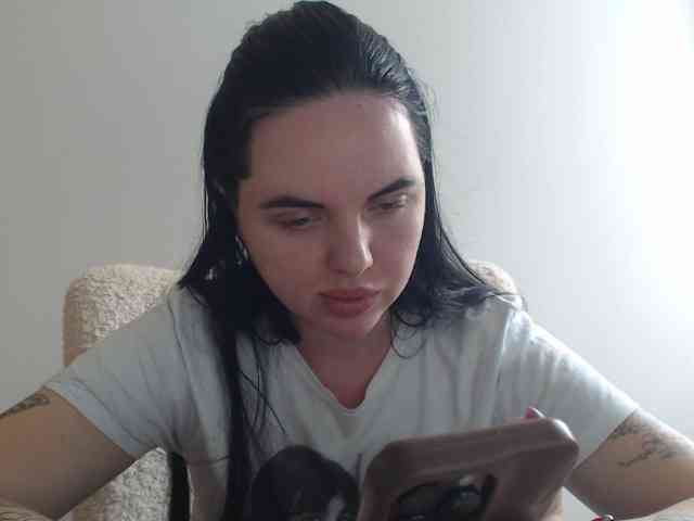 Annushka_ webcam